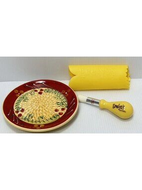 Evelyns Kitchen Ceramic Garlic Grater Plate Set Brush Garlic Peeler Sleeve New